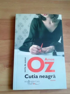 CUTIA NEAGRA - AMOS OZ