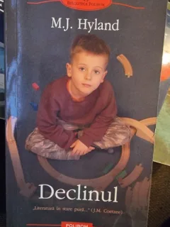 Declinul - M.J. Hyland