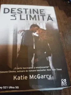 DESTINE LA LIMITA - KATIE MCGARRY