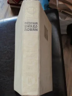 DICTIONAR ENGLEZ ROMAN