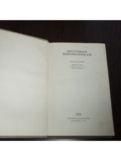 DICTIONAR ROMAN ENGLEZ - LEON LEVITCHI