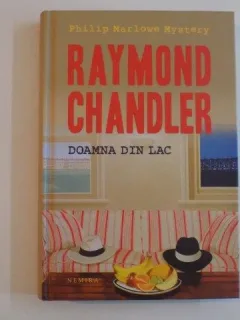 DOAMNA DIN LAC - RAYMOND CHANDLER