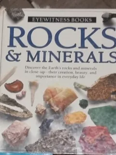 Dorling Kindersley - Rocka & Minerals