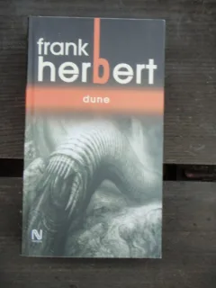 DUNE - FRANK HERBERT