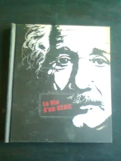 EINSTEIN, LA VIE D'UN GENIE   (CARTE IN LIMBA FRANCEZA)