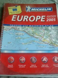 EUROPE 2005. TOURIST AND MOTORING ATLAS