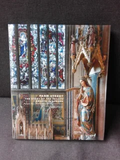FARM STREET, THE STORY OF THE JESUITS CHURCH IN LONDON - MICHAEL HALL  (ALBUM, TEXT IN LIMBA ENGLEZA)