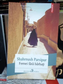 FEMEI FARA BARBATI , SHAHRNUSH PARSIPUR