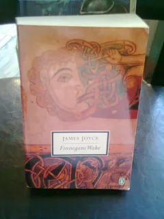 FINNEGANS WAKE - JAMES JOYCE