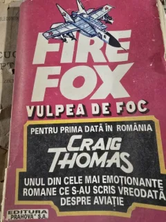 Firefox/Vulpea de foc - Craig Thomas