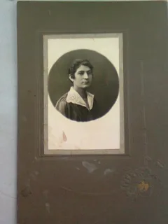 FOTOGRAFIE ANII 1900