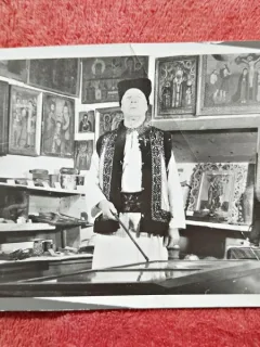 Fotografie, Barbat in costum traditional, artist popular, 1942