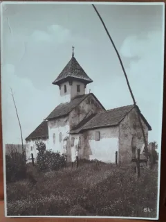 Fotografie, Biserica din satul San-Gheorghe, Hunedoara, perioada interbelica