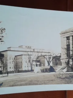 Fotografie, Boston Hospital luat din curtea lui Howard Medical School, 1925