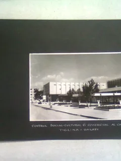 FOTOGRAFIE CENTRUL SOCIAL CULTURAL SI COMERCIAL AL CARTIERULUI TIGLINA GALATI