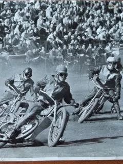 Fotografie conncur de motociclism, anii 60