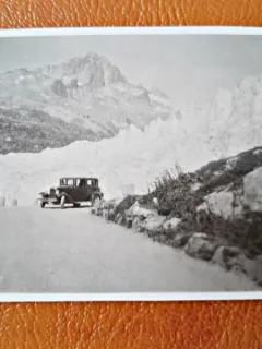 Fotografie, cu masina pe drumuri de munte, perioada interbelica