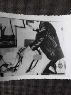 FOTOGRAFIE CU TEMA EROTICA, 14/9