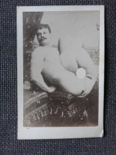 FOTOGRAFIE CU TEMA EROTICA, 9/6