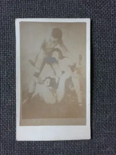 FOTOGRAFIE CU TEMA EROTICA, 9/6