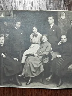 Fotografie de familie tip Carte Postala, 1922 Duminica Tomii, circulata