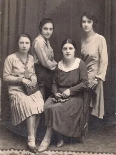 Fotografie din anul 1930