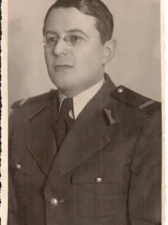 Fotografie din perioada interbelica