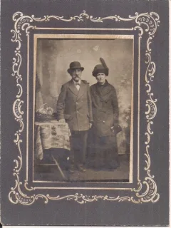 Fotografie din perioada interbelica