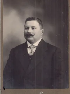 Fotografie din perioada interbelica