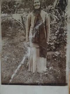 Fotografie, doamna varstnica, inceput de secol XX