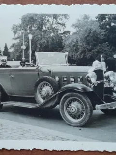 Fotografie, familia Litarczek, pe muntele Cindrel Iezerul Mare, 1932