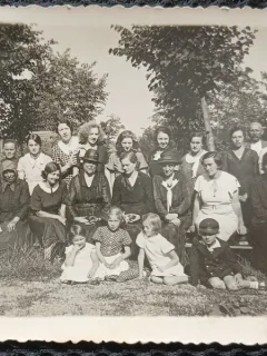 Fotografie, familie reunita, Romania 1922