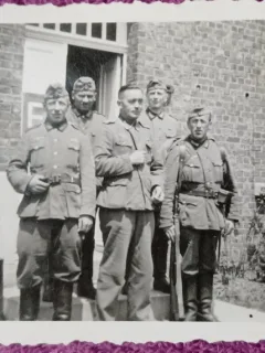 Fotografie, Grup de militari germani in al doilea razboi mondial