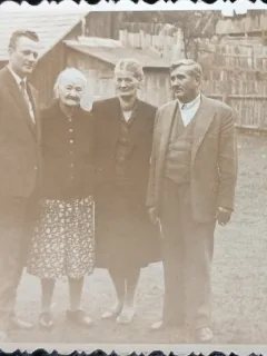 Fotografie, In vizita la parinti la Campeni, 1967