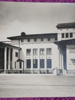 Fotografie, Institutul N. Iorga de Studii Universale Bucuresti, inceputul perioadei comuniste
