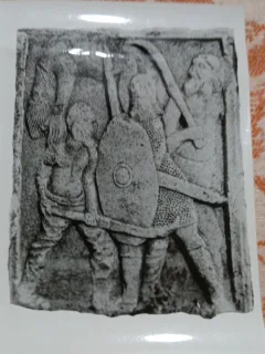 Fotografie, Lupta intre romani si barbari pe o metopa de la Adamclisi