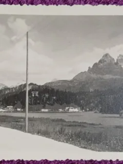 Fotografie, Misurina Italia, in fundal varful Tre Cime, 1934