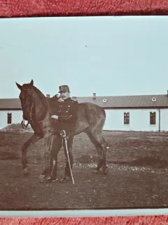 Fotografie, ofiter de cavalerie, inceput de secol XX