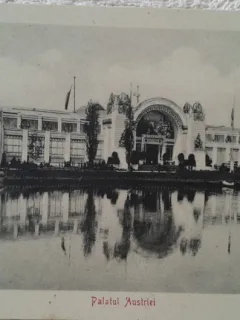 Fotografie, Palatul Austriei, perioada interbelica