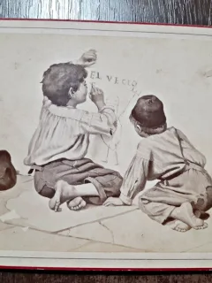 Fotografie pe carton, 2 baieti Joc de cărți