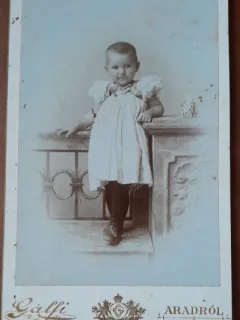 Fotografie pe carton, copil, 1897