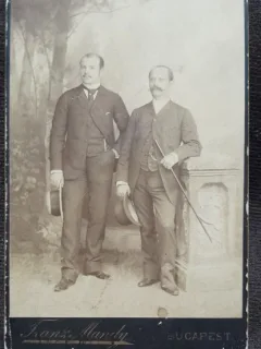 Fotografie pe carton, doi barbati cu mustata, inceput de secol XX