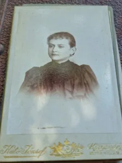 Fotografie portret femeie, tip CDV