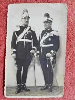 Fotografie tip carte postala, 2 generali, unul Generalul Balanescu, perioada celui de-al doilea razboi mondial