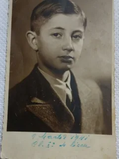 Fotografie tip Carte postala, Baiat in clasa I de liceu, 1941