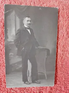 Fotografie tip carte postala, barbat 1917