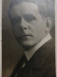Fotografie tip Carte Postala, Barbat 1927