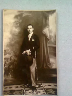 FOTOGRAFIE TIP CARTE POSTALA, BARBAT ANUL 1928, REALIZATA IN BUCURESTI