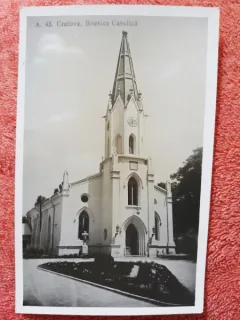 Fotografie tip carte postala, Craiova Biserica Catolica, perioada interbelica