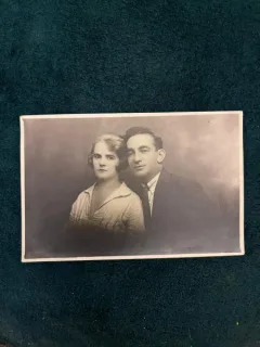 Fotografie tip carte postala - Cuplu